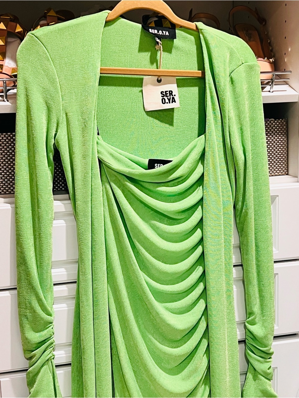 SER.O.YA Neon Lime Green 4 piece set